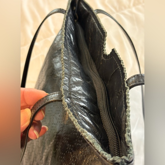 Latico Leather Nora Tote - Picture 9 of 16